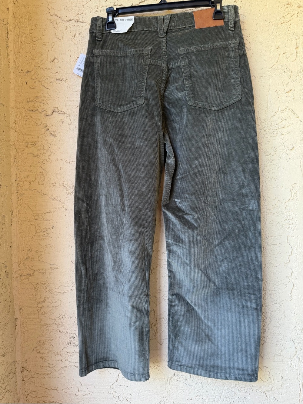 Free People We The Free Deep Trance Corduroy Boyfriend Pant 26 Keepsake Clover - Picture 5 of 16